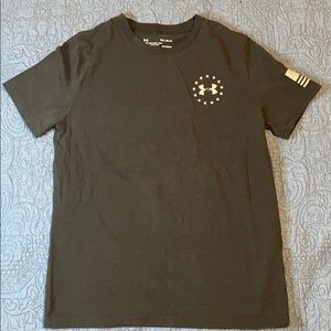 Black UnderArmour Tee